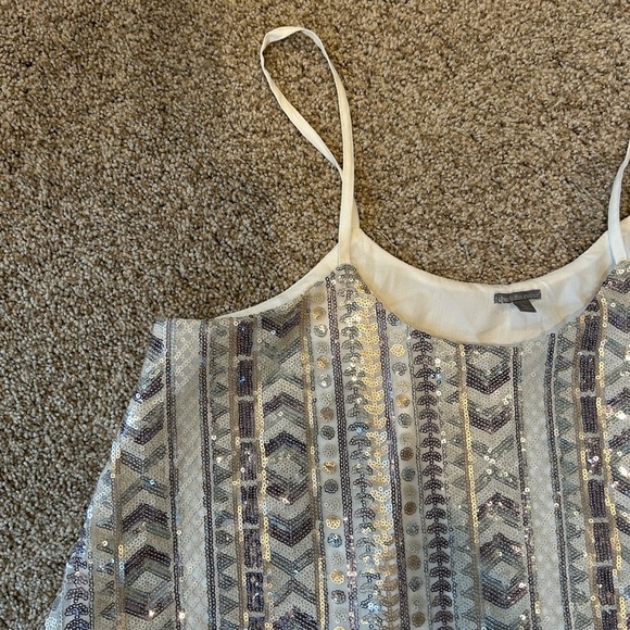 Charlotte Russe sequined flowy cropped tank. Lightweight. Swing style. Size L - Picture 3 of 10